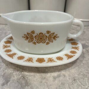 Gravy Boat Pyrex Butterfly Gold 2 Piece Vintage